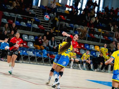 ❌ DÉFAITE DU RCH 16-34 FACE À METZ HANDBALL, TOUJOURS INVAINCUES EN NATIONALE 1 FÉMININE